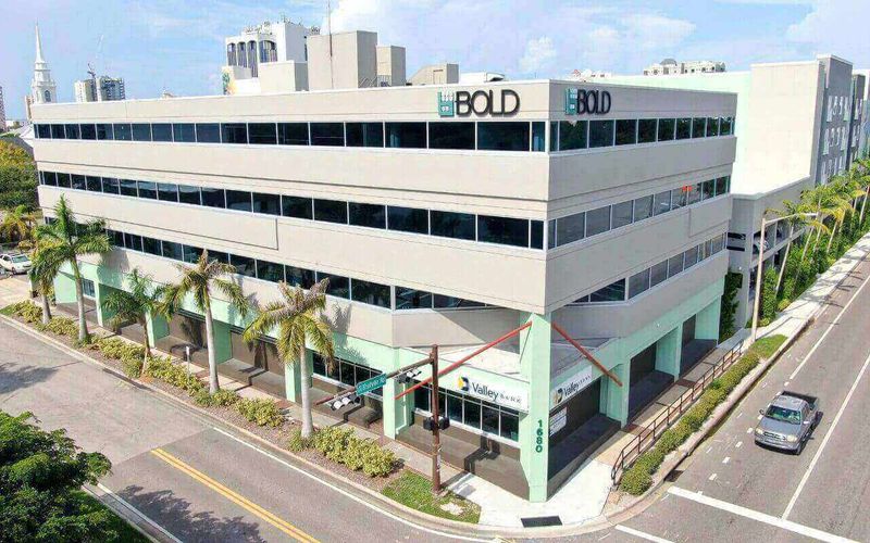 1680 Fruitville Road, Sarasota Image 7