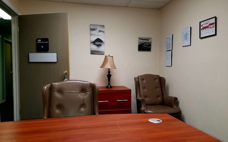 2431 Aloma Avenue, Winter Park Image 3