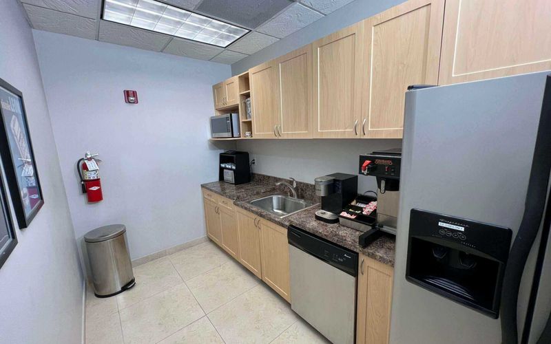 2385 Nw Executive Center Dr, Boca Raton Image 5