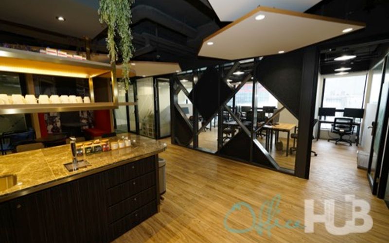 322 Des Voeux Road Central Sheung Wan, Hong Kong Island Image 1