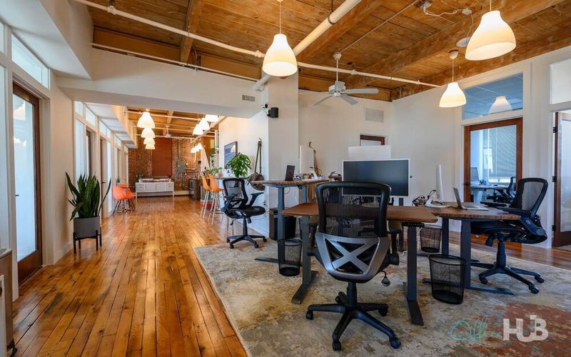 33 Commercial Street, Gloucester Image 1