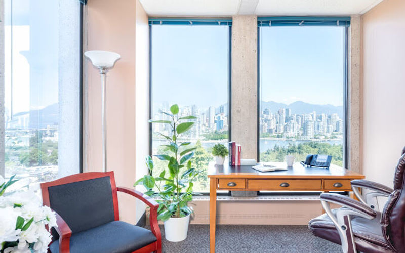 999 West Broadway, Vancouver Image 8