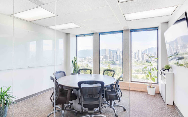 999 West Broadway, Vancouver Image 2