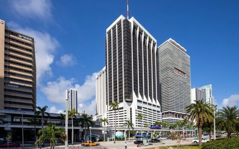 2 S Biscayne Blvd, Miami Image 12