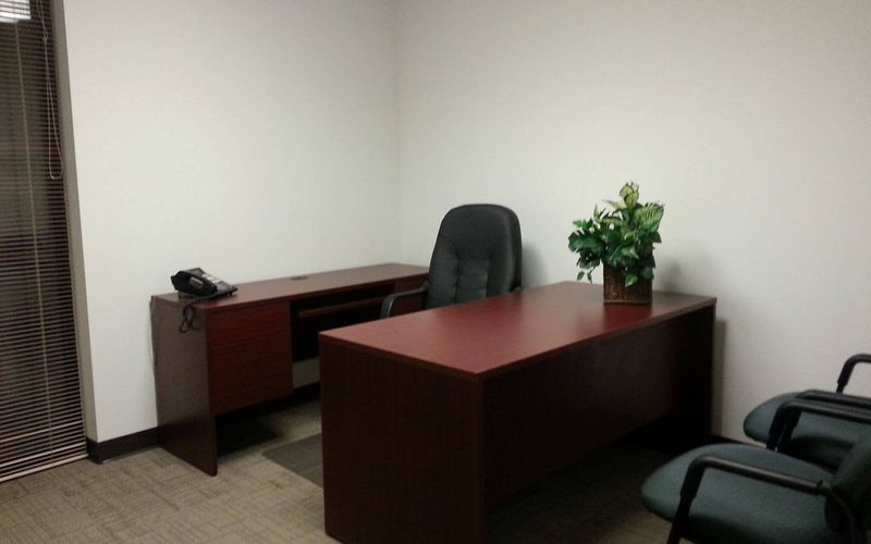 1 Eves Dr, Marlton Image 1