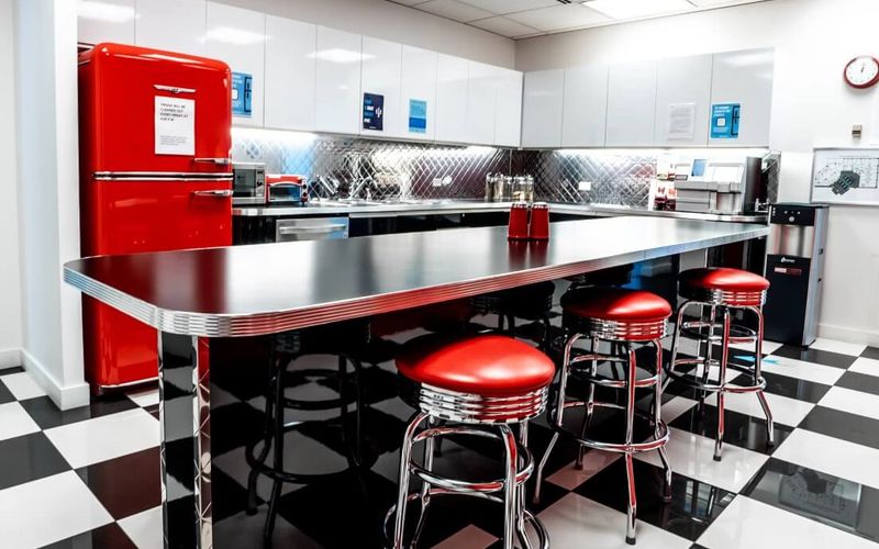 1 Adelaide St E, Toronto Image 3