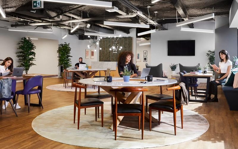 180 Dundas St W, Toronto Image 7