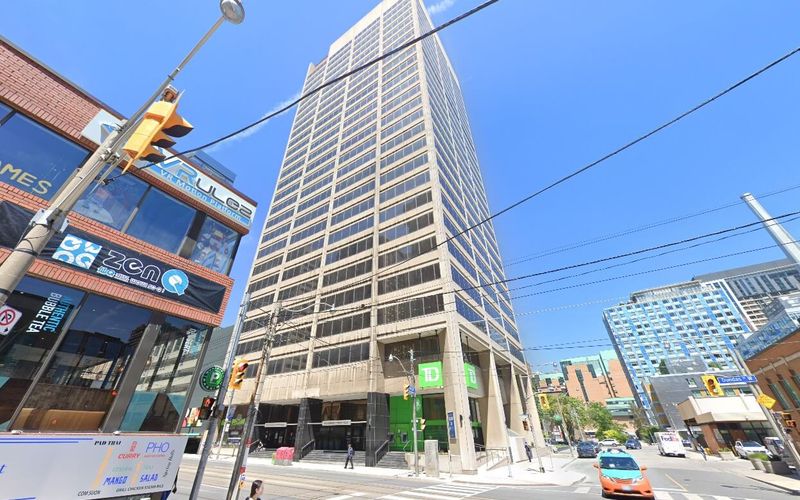 180 Dundas St W, Toronto Image 10