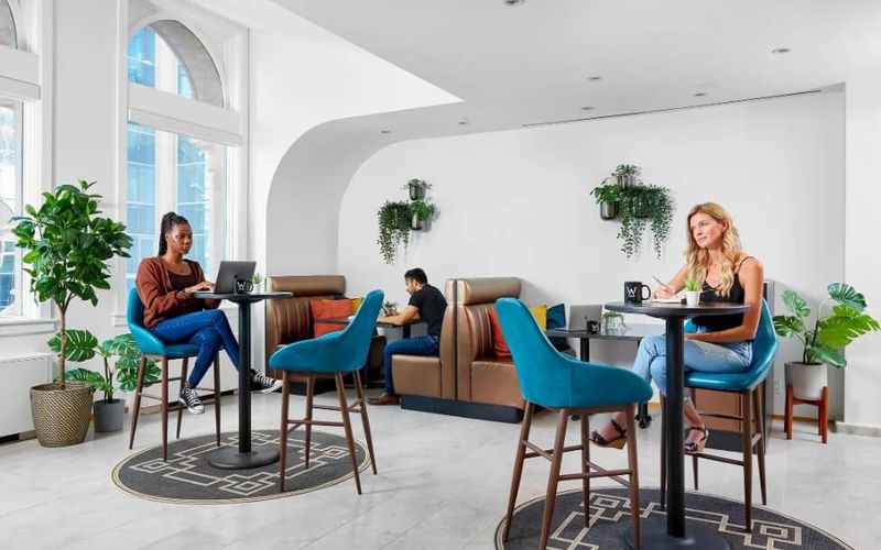 20 Richmond St E, Toronto Image 9