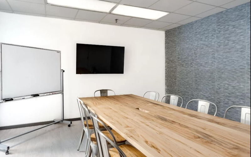 20 Richmond St E, Toronto Image 1