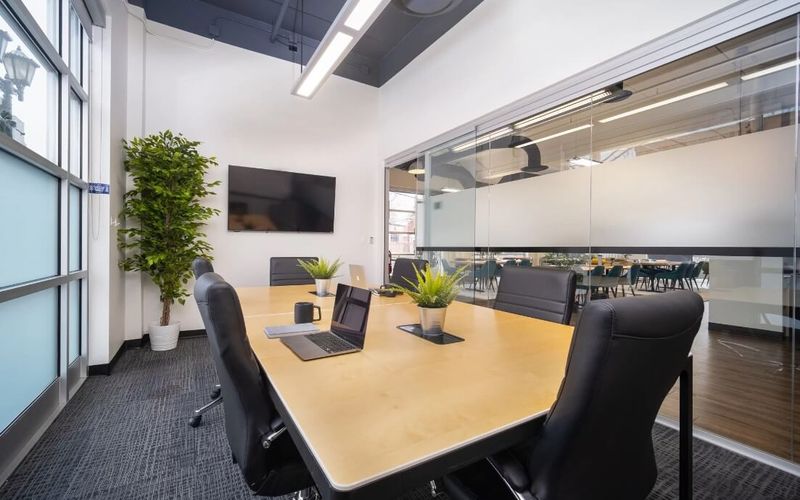 290 King St E, Kitchener Image 8