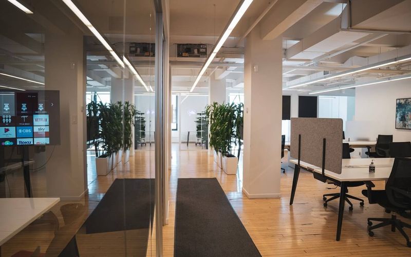 407 Mcgill St, Montreal Image 8