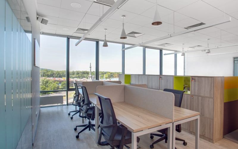 1V Pavla Tychyny Avenue, Kyiv Image 1