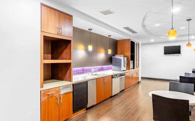 2300 Main Street, Kansas City Image 8