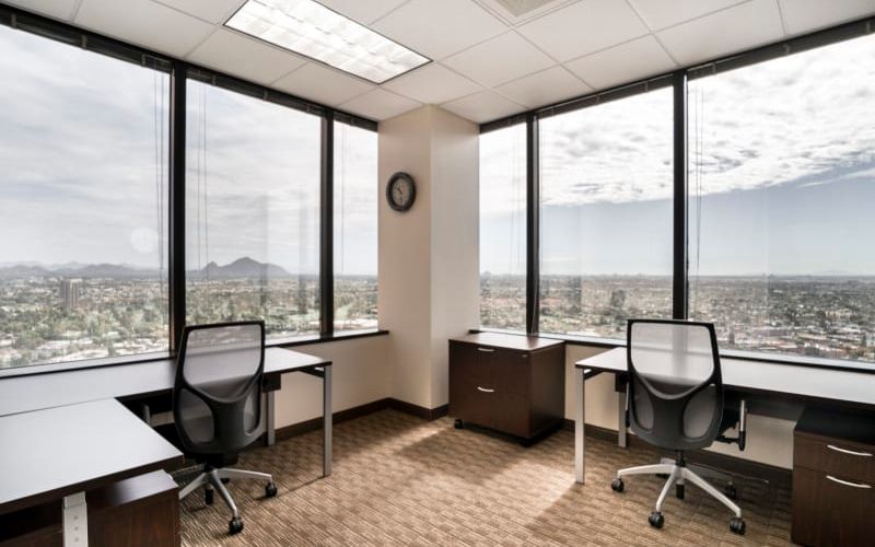 20 E Thomas Rd, Phoenix, 50 DESKS 20 E Thomas Rd, Phoenix Image 1