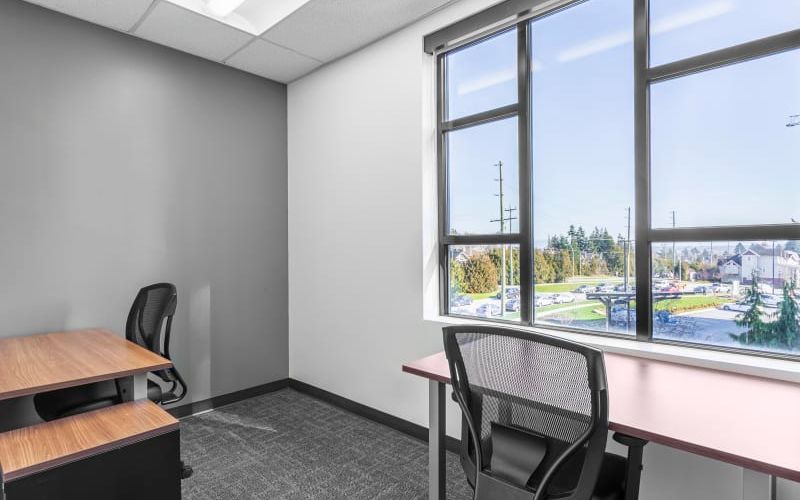 15300 Croydon Drive, Surrey Image 5