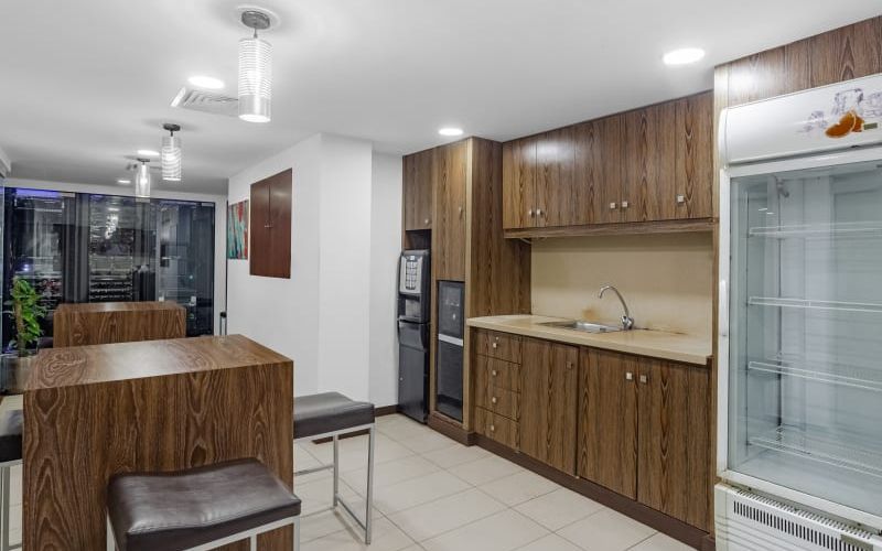 Executive Towers Dolmen Mall, Karachi Image 10