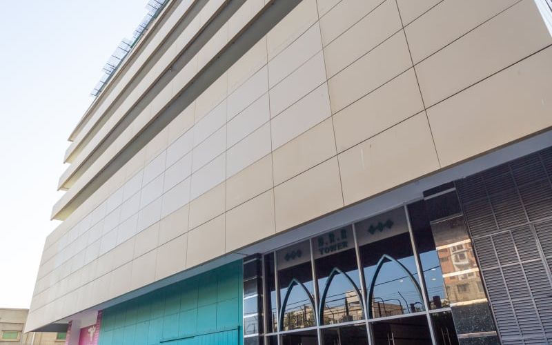 Ii Chundrigar Road, Karachi Image 8