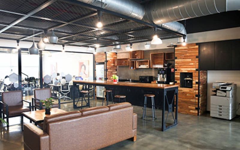 Whites Rd Express Estate Royapettah, Chennai Image 3