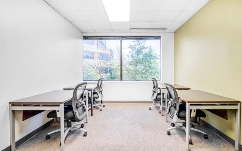 100 West Road, Towson Image 2