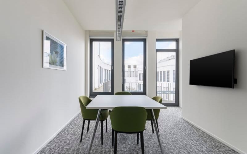 2-6 Ottenser Hauptstrasse, Hamburg Image 2