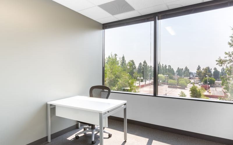 303 N Glenoaks Blvd, Burbank Image 1