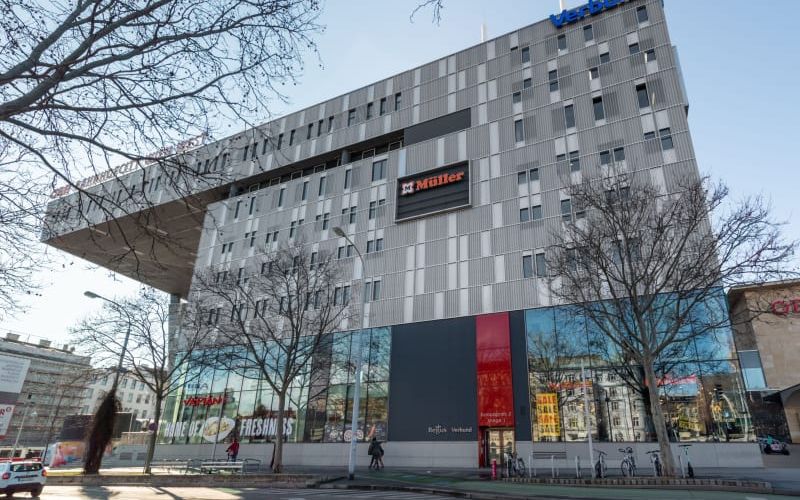 Europaplatz 2/1/2 Regus Westbahnhof Bahnhofcity Wien West, Wien Image 6