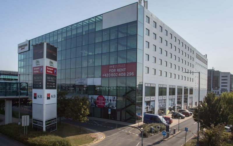 1092/8 Aviaticka, Prague Image 9