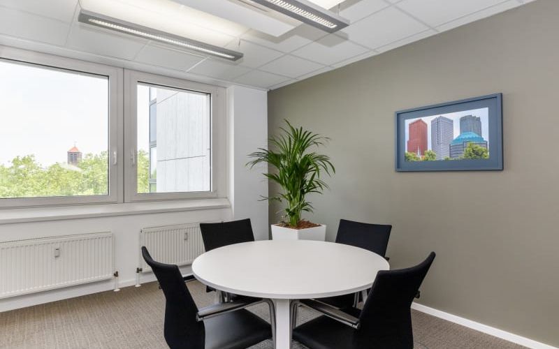 2-4 Grugaplatz, Essen Image 2