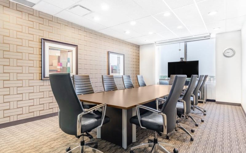 2 St Clair Avenue West, Toronto Image 5