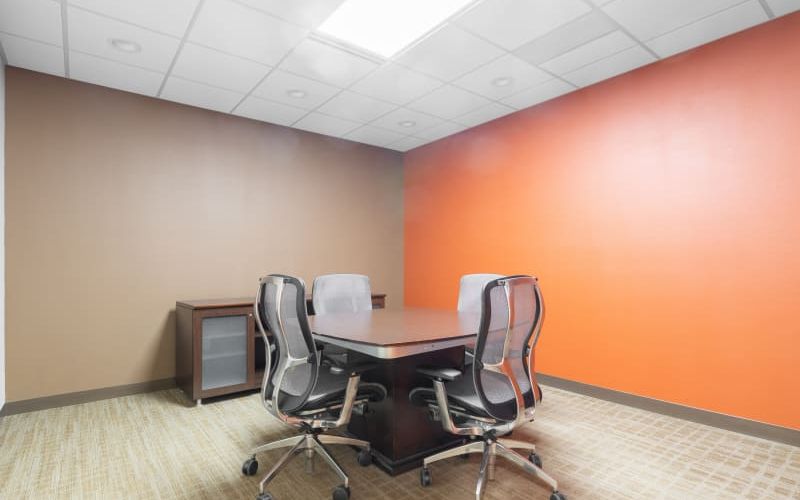 4321 West College Avenue, Appleton Image 4