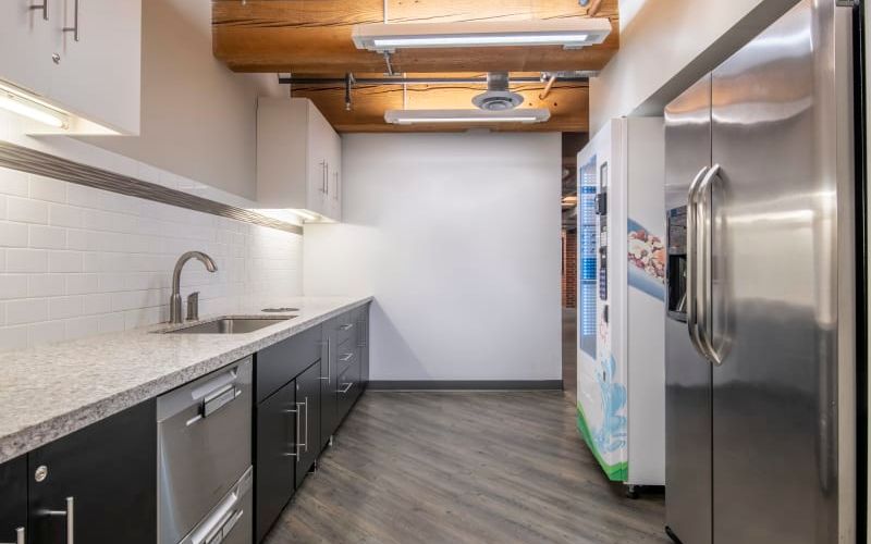 1090 Homer Street, Vancouver Image 1