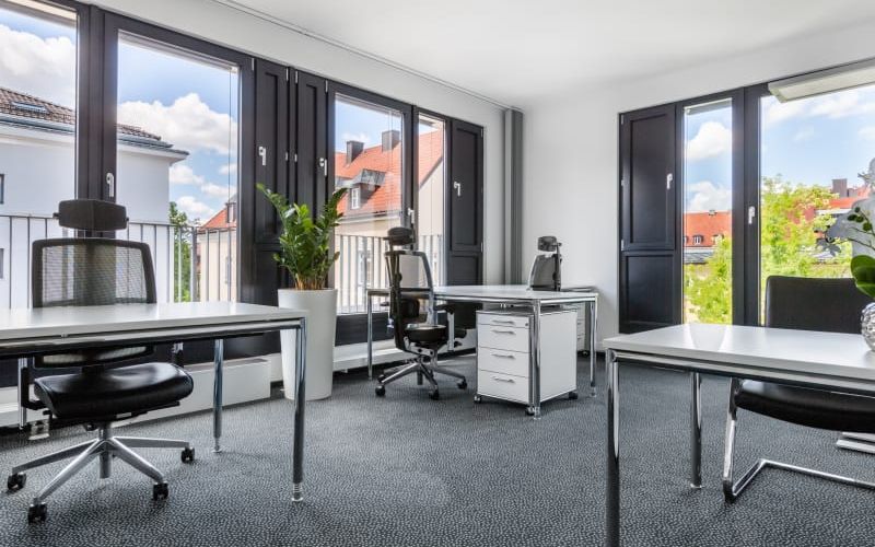 23 Leopoldstrasse, Munich Image 3