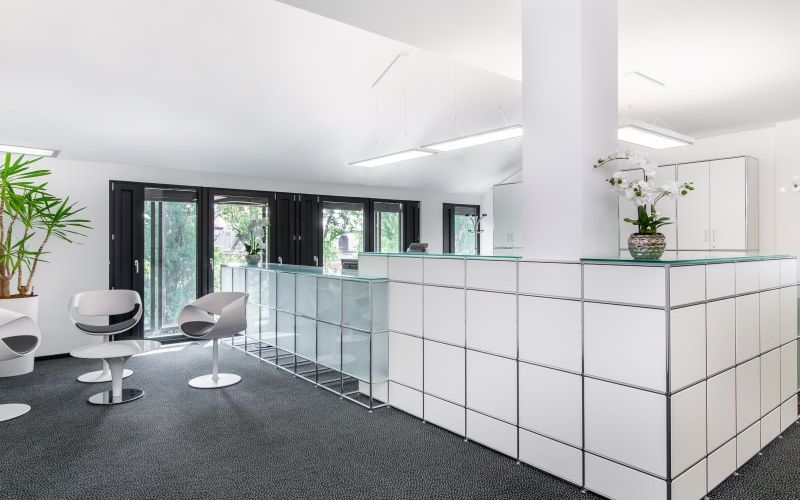 23 Leopoldstrasse, Munich Image 1