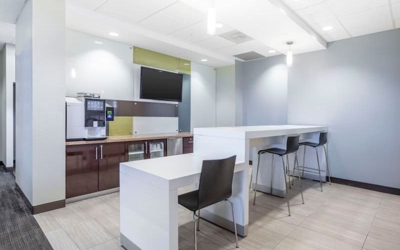 7900 Oak Ln, Miami Lakes Image 9