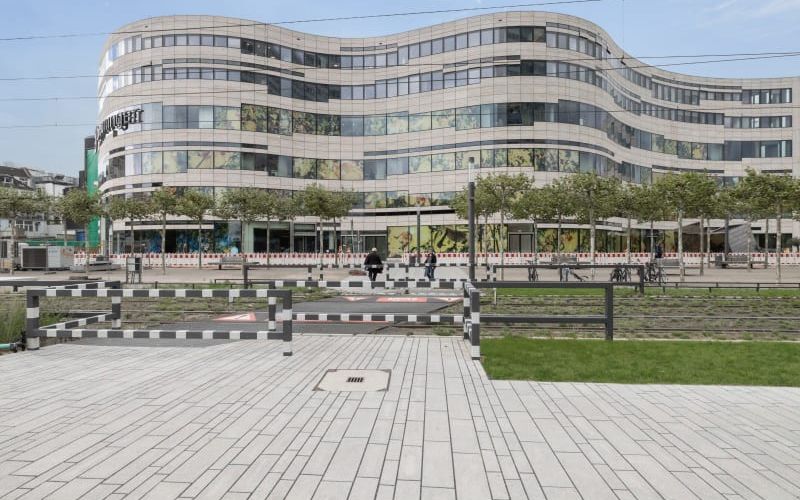 2b Koenigsallee, Dusseldorf Image 11