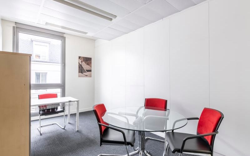 28 Rue De Londres, Paris Image 2