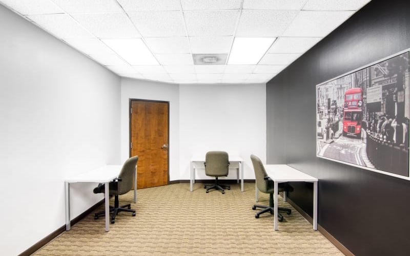 15310 Amberly Dr, Tampa Image 7