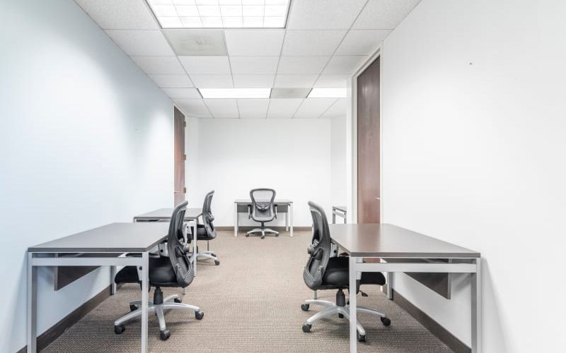 3001 N Rocky Point Dr E, Tampa Image 3