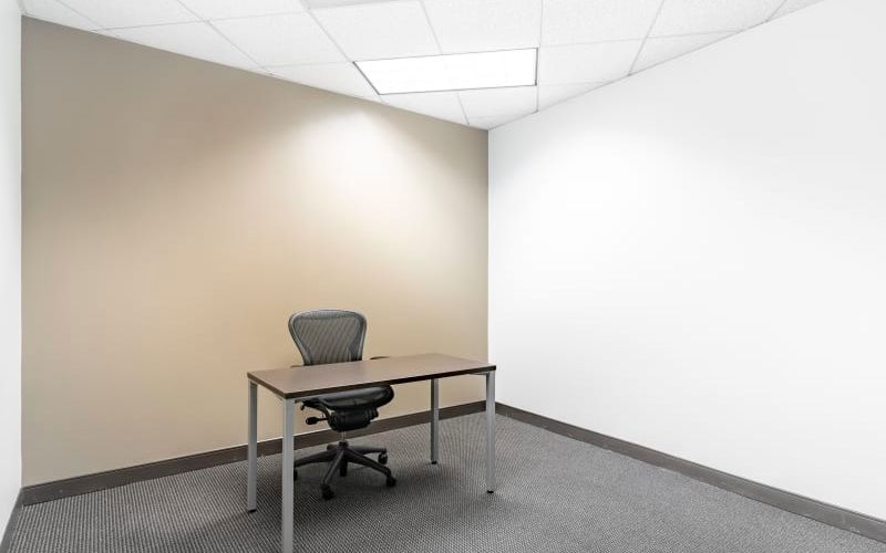 3001 N Rocky Point Dr E, Tampa Image 10