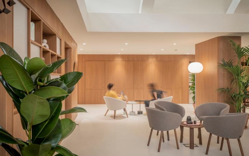 34 C De Velazquez, Madrid Image 3