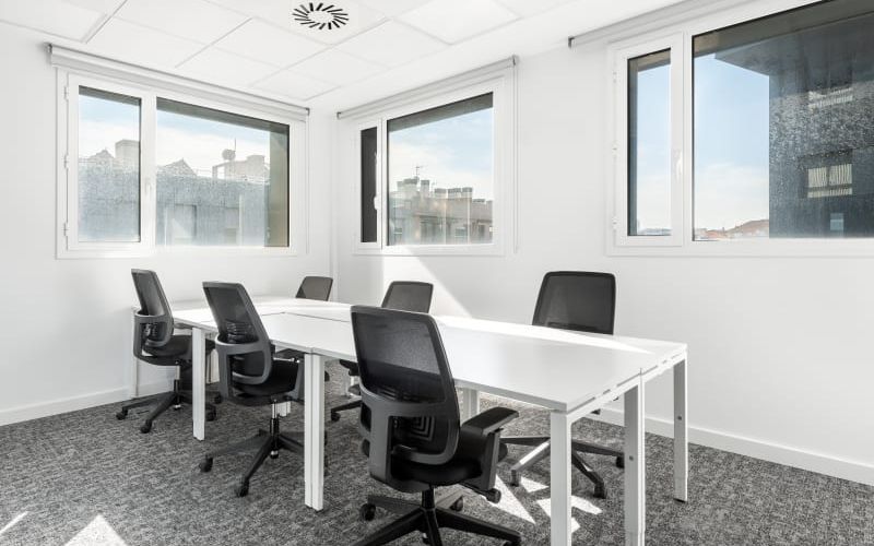 131 Avenida Diagonal, Barcelona Image 1