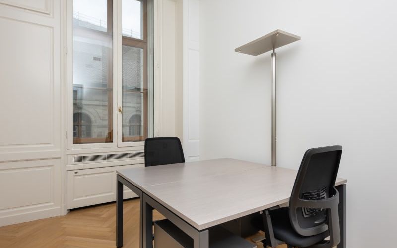 12 Place De La Fusterie, Geneva Image 12