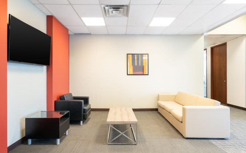 1155 North Service Road West, Oakville Image 5