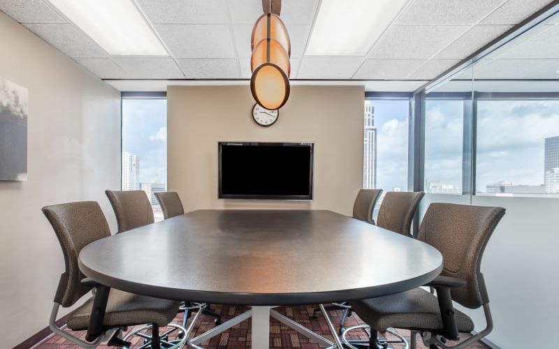 650 Poydras Street, New Orleans Image 1