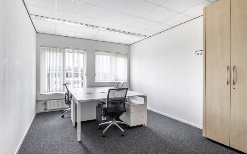 278-308 Hullenbergweg, Amsterdam, 1 DESK 278-308 Hullenbergweg, Amsterdam Image 1