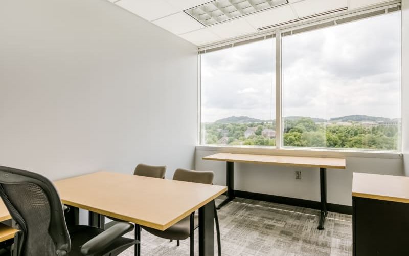 725 Cool Springs, Franklin Image 8