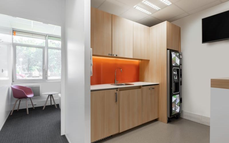 1 Rue Du Commandant Mouchotte, Orly Image 1