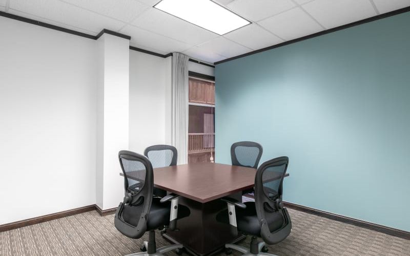 950 Echo Lane Hedwig Village, Houston Image 8