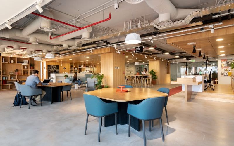 4611 Los Militares, Santiago Image 2